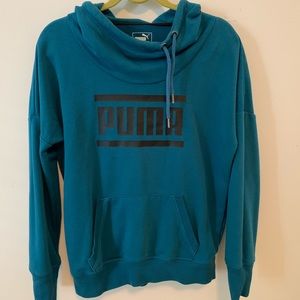 Puma aqua sweatshirt